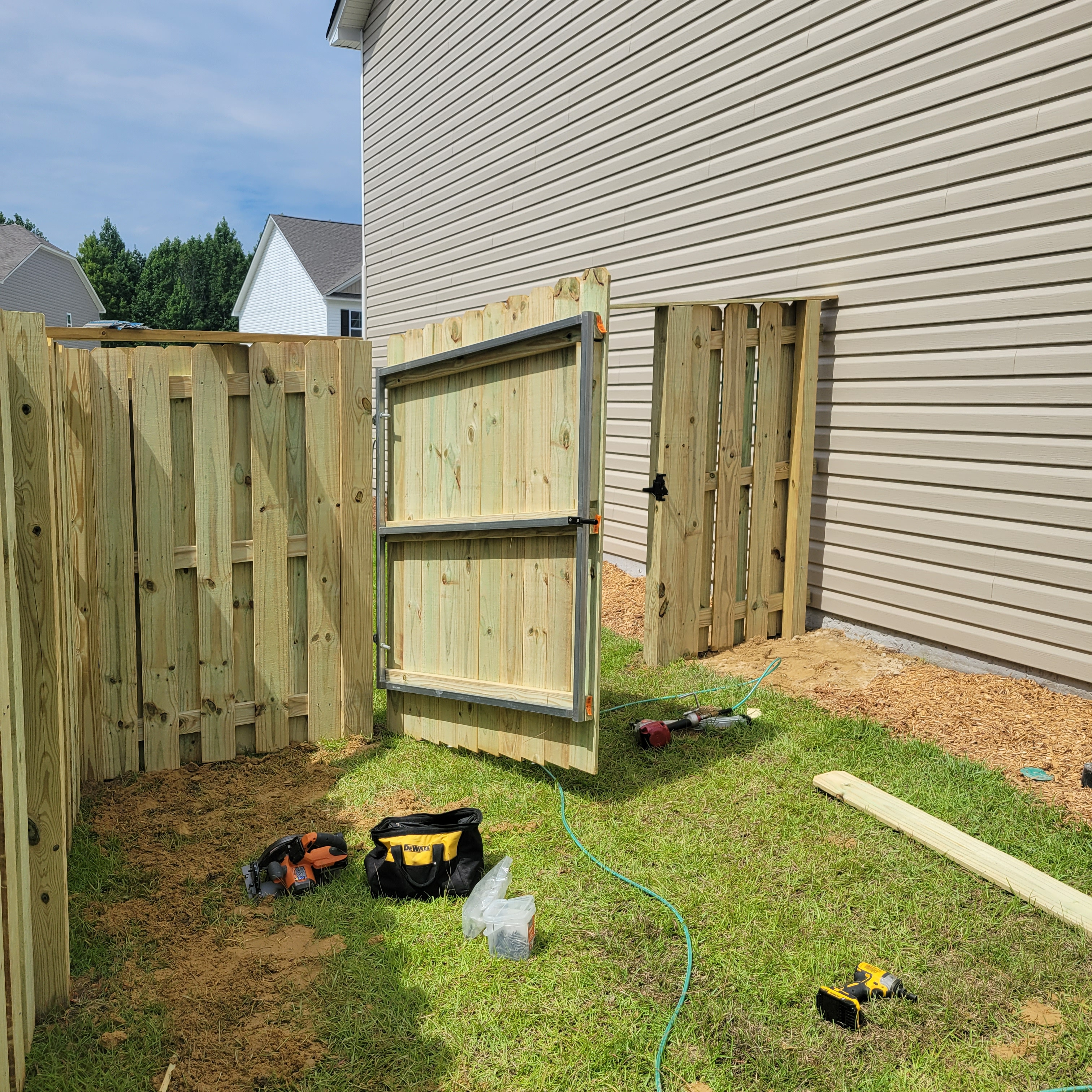 Custom Gate Installation