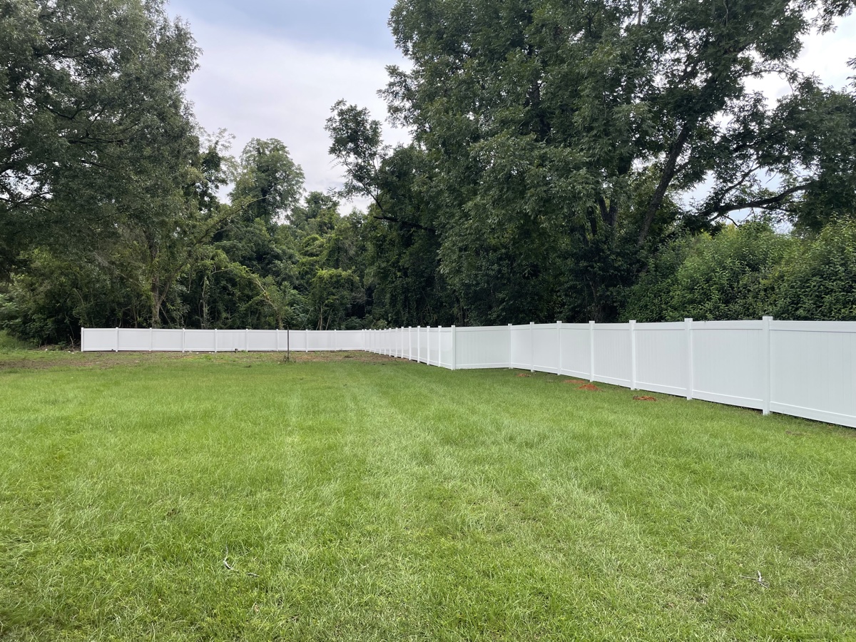 Vinyl fence installation Columbia SC — day 3, closing in on the far end